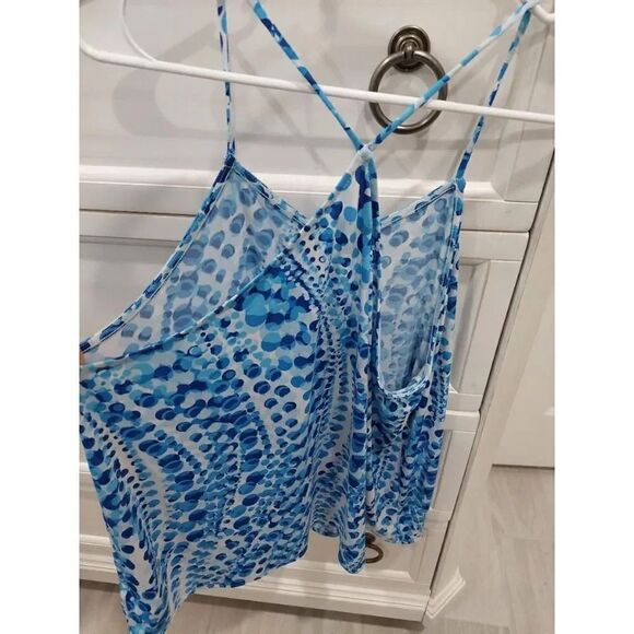 The Limited Keyhole Blue Summery Top - Picture 6 of 9